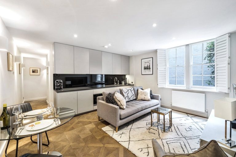 Pavilion Road, London