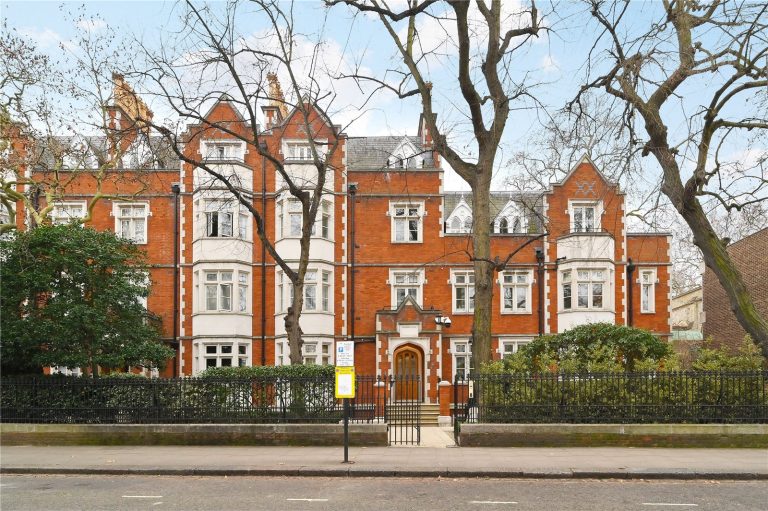 The Bromptons, Chelsea