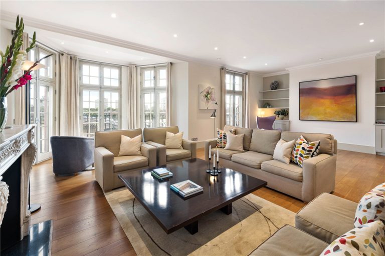 More’s Garden, 90 Cheyne Walk