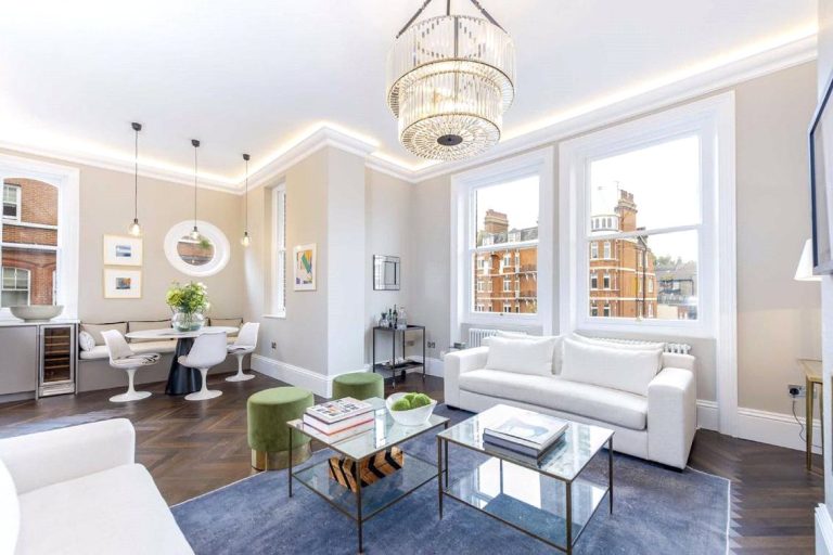 Draycott Place, London