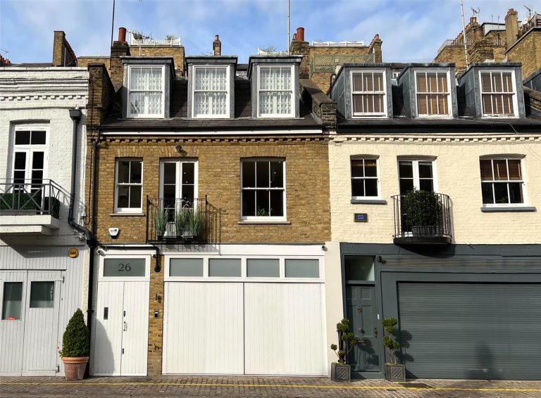 Queen’s Gate Place Mews, South Kensington